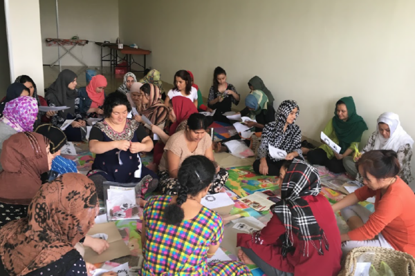 RefugeeWomenCraftGroup